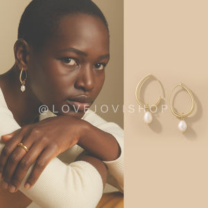 Feminine | Gold Tone Loop Earrings w Pearl Charm | Sezane Vibes